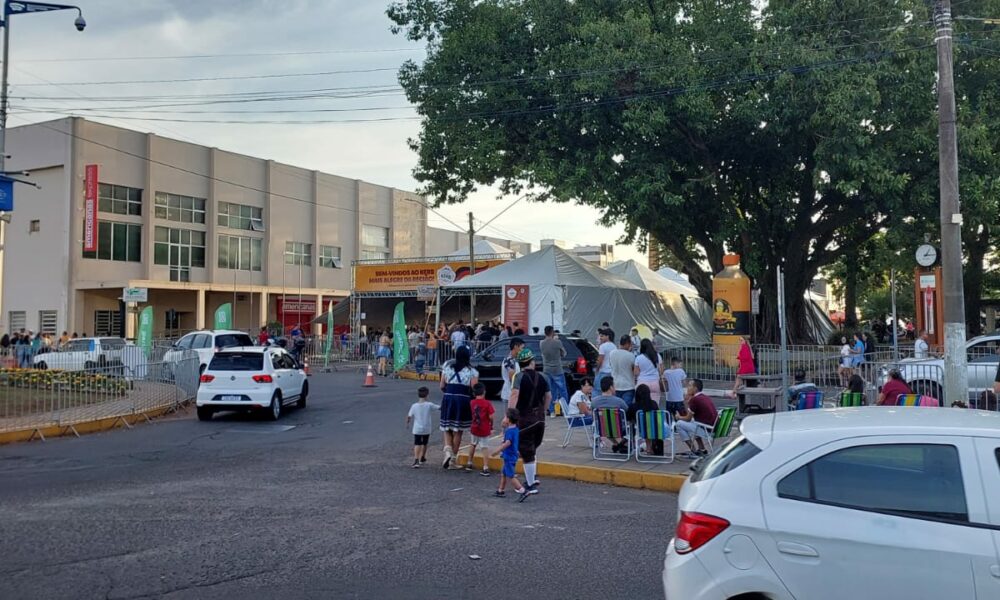 Movimento intenso na entrada do Kerb de Estância Velha neste domingo