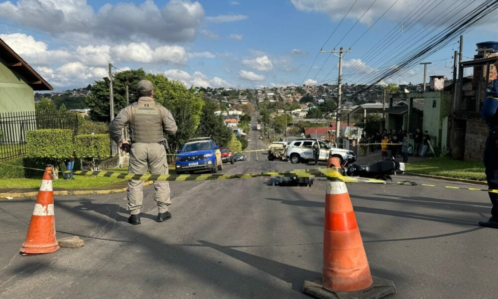 Motociclista morto ao colidir caminhão em Estância Velha tem 19