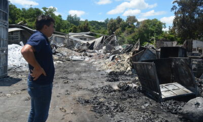 Perícia chega na Microniza para apurar as causas do incêndio, em