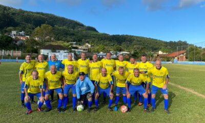 Time do Cinquentão de Morro Reuter fazendo bonito no Master de Canoas