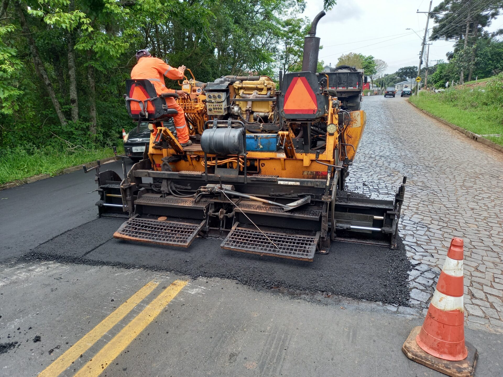 Trecho está sendo pavimentado (CRÉD. ADRIANA RABASSA)