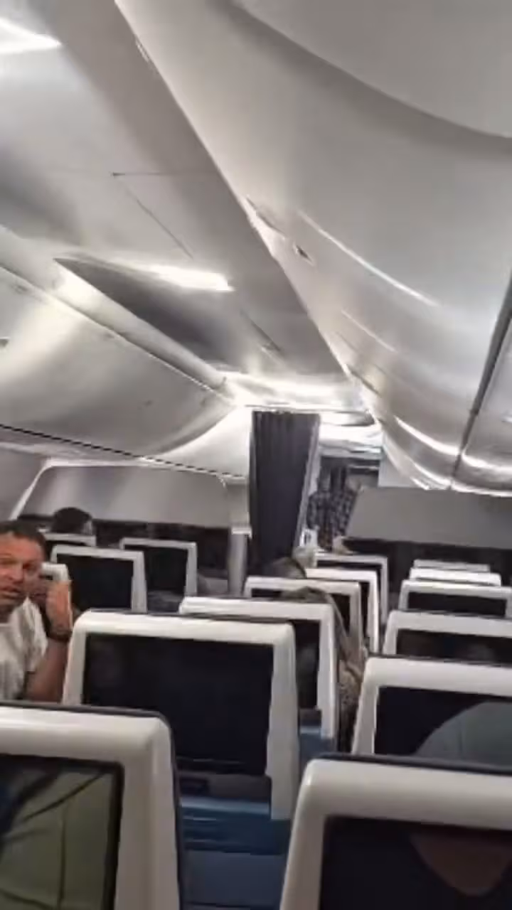 O pânico dos passageiros do voo Flydubai